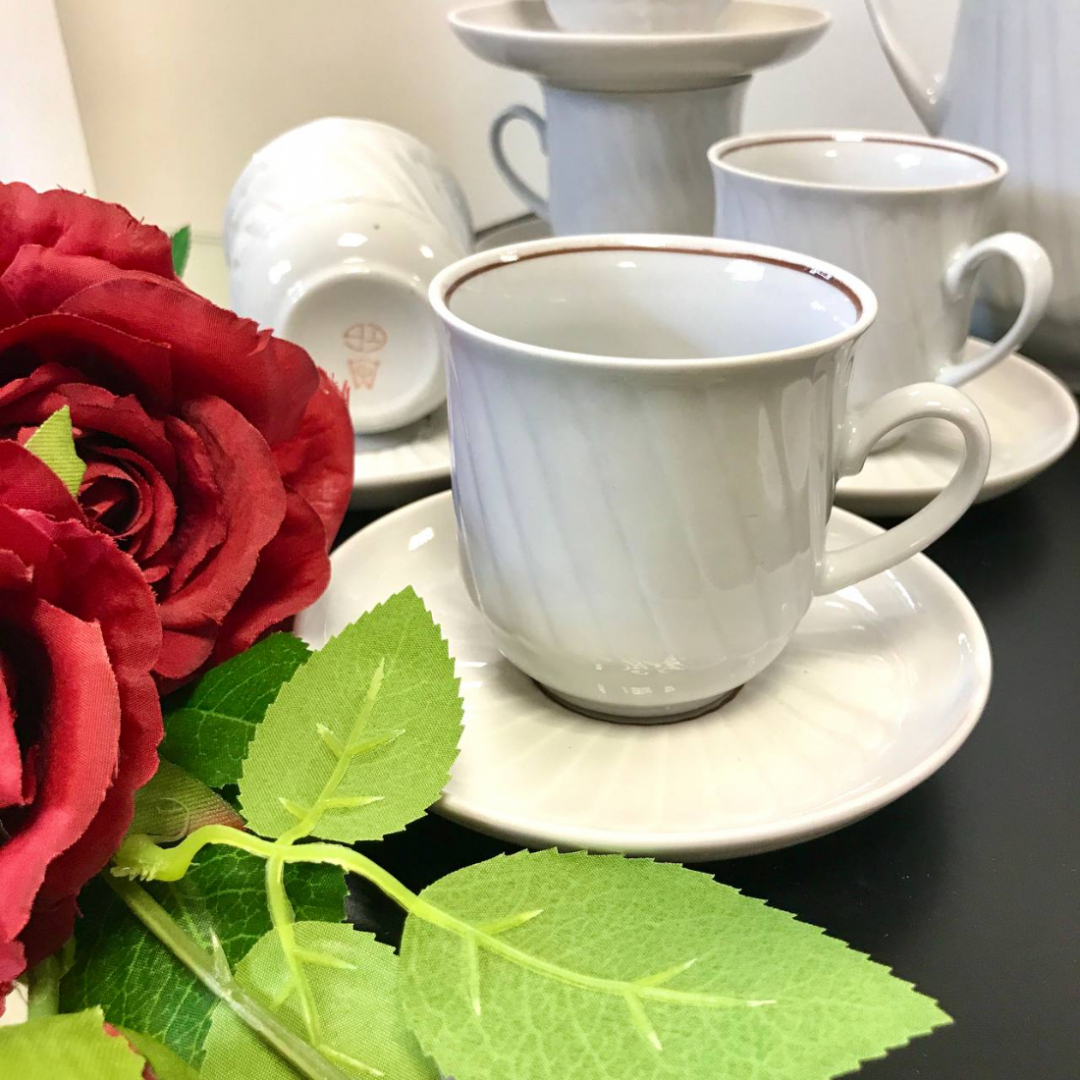 Кофейный сервиз Минский ФЗ 1983-1993гг. Рельф фарфор с позолотой, 150мл. Винтаж, СССР. Цена за 14пр. Картинка 8